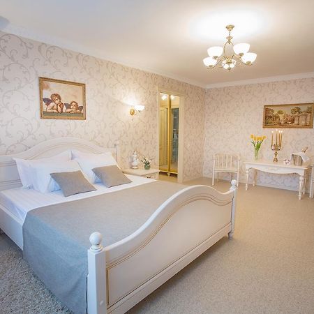 Luxury Apartments With Jacuzzi Sumy Luaran gambar